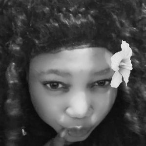 Meet your Posher, Alexandra